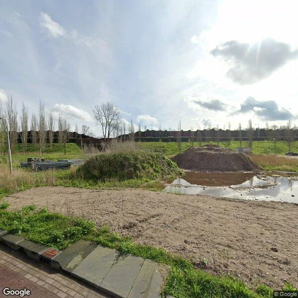 Straatbeeld van Oeverweg 8, 3826DM Amersfoort