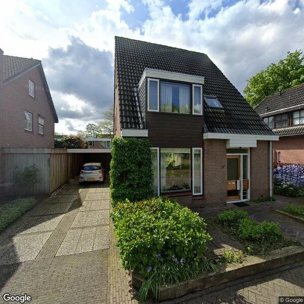 Straatbeeld van Oeverzwaluw 18A, 3905SC Veenendaal