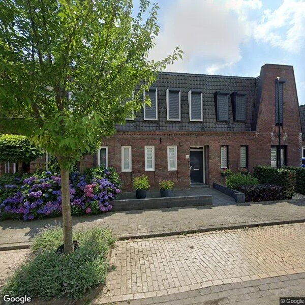 Straatbeeld van Offenbeker Bemden 32, 5953MX Reuver