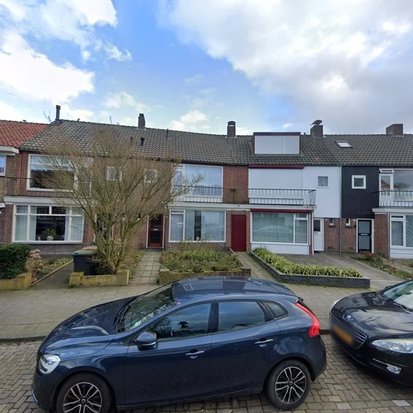 Straatbeeld van Oisterwijksebaan 126, 5018CD Tilburg