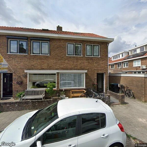 Straatbeeld van Okmastraat 1, 8266DA Kampen