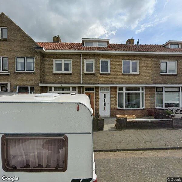 Straatbeeld van Okmastraat 12, 8266DB Kampen