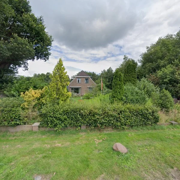 Straatbeeld van Om de Kamp 20, 7964KT Ansen
