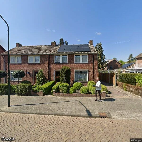 Straatbeeld van Omschoorweg 7, 4941KN Raamsdonksveer