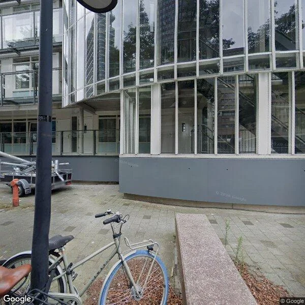 Straatbeeld van Omval 137, 1096AA Amsterdam