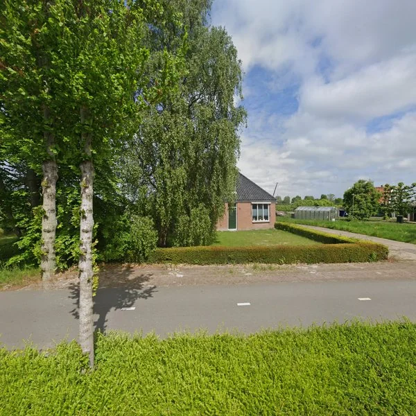 Straatbeeld van Oosteinderweg 75, 1687AB Wognum