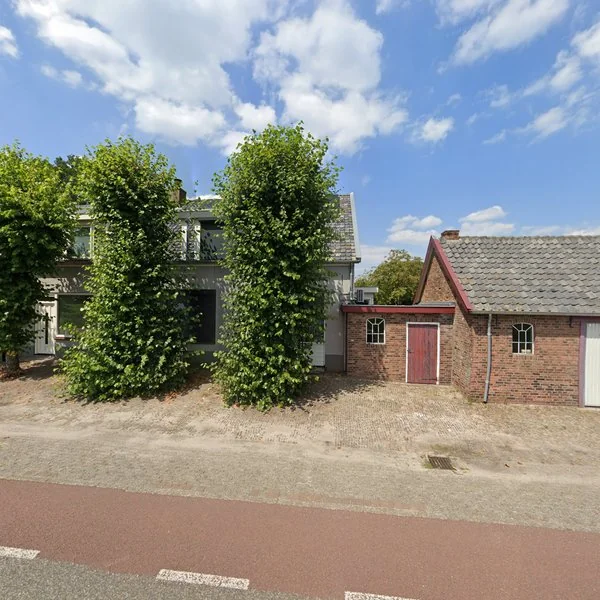 Straatbeeld van Oostendorperstraatweg 63, 8097PL Oosterwolde Gld