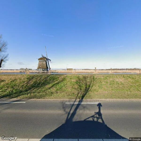 Straatbeeld van Oosterdijk 1, 1721PB Broek op Langedijk