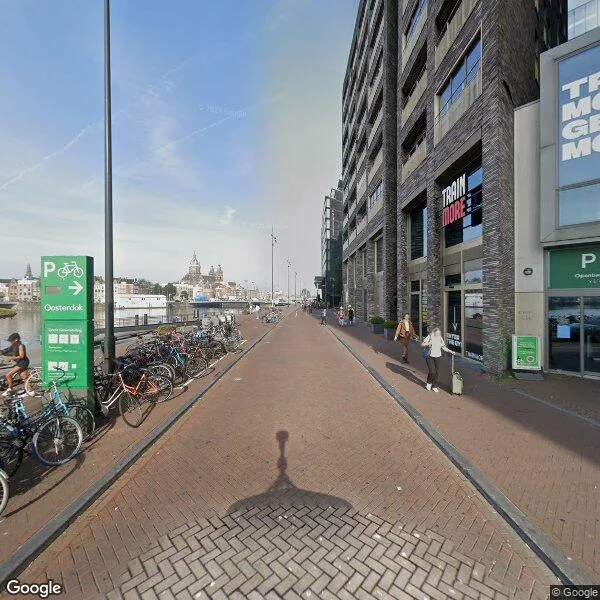 Straatbeeld van Oosterdokskade 41, 1011DL Amsterdam