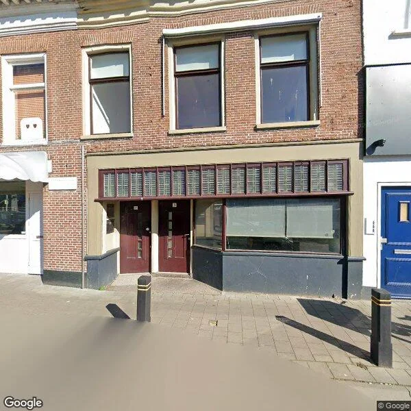 Straatbeeld van Oostergrachtswal 3, 8921AA Leeuwarden