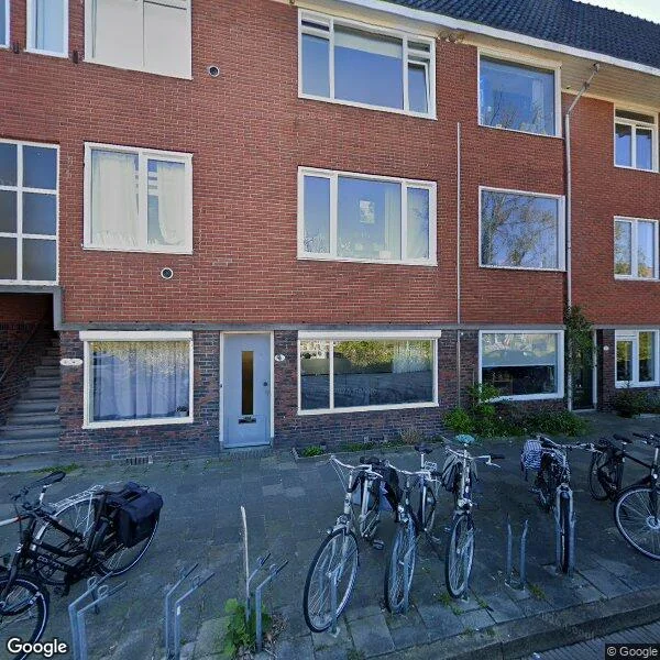 Straatbeeld van Oosterhamriklaan 4, 9714JX Groningen