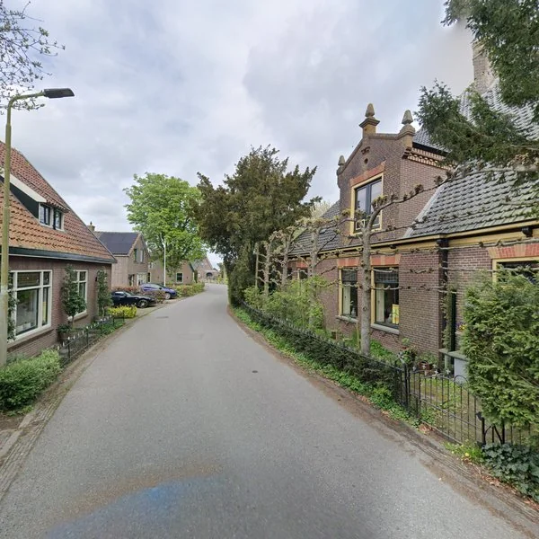Straatbeeld van Oosterleek 18, 1609GB Oosterleek