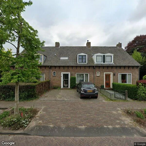 Straatbeeld van Oosterweg 4, 1862KD Bergen (NH)