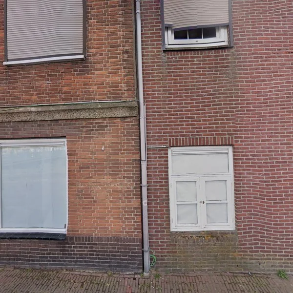 Straatbeeld van Oostkade 60a, 3221AK Hellevoetsluis