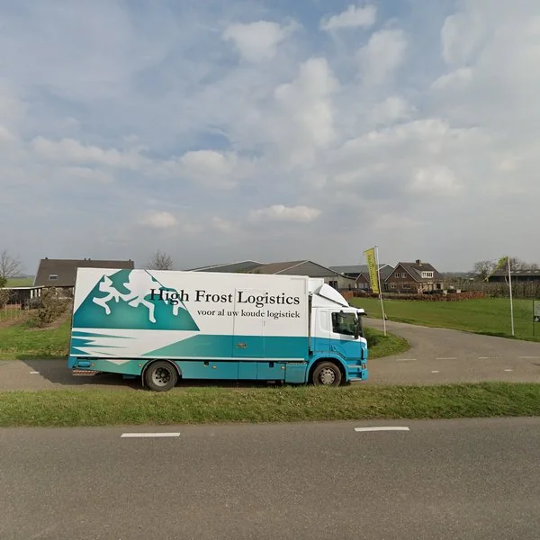 Straatbeeld van Oostkanaaldijk 11, 3632GA Loenen aan de Vecht