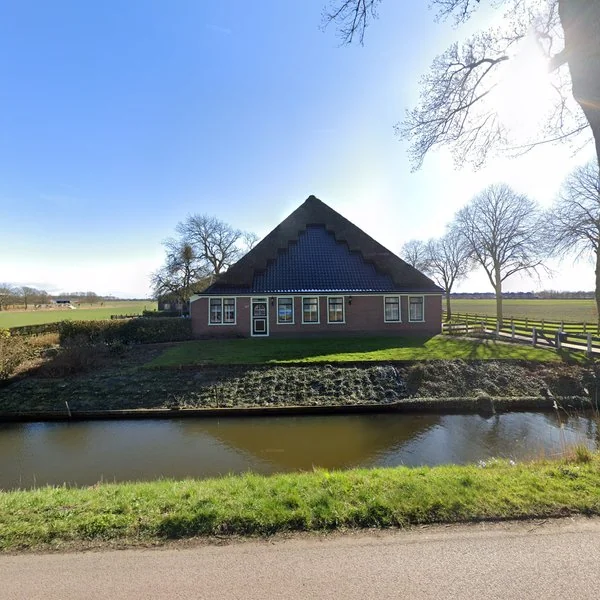 Straatbeeld van Oostwouder Dorpsstraat 47, 1678HH Oostwoud