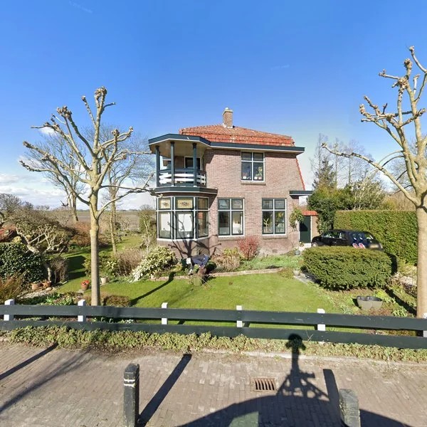 Straatbeeld van Oostwouder Dorpsstraat 51, 1678HG Oostwoud