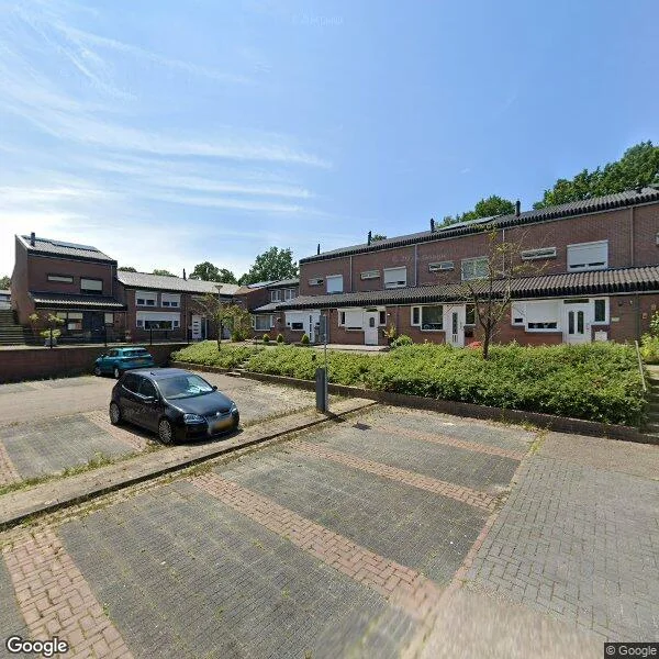 Straatbeeld van Op Gen Hoes 51, 6442PP Brunssum