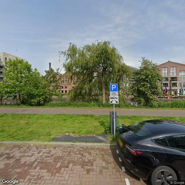 Straatbeeld van Oranje-Vrijstaatkade 33, 1093KS Amsterdam