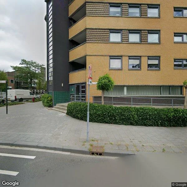 Straatbeeld van Oranjepark 83, 3311LP Dordrecht