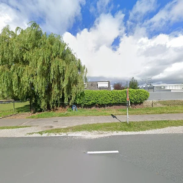 Straatbeeld van Oranjesluisweg 2, 2671NB Naaldwijk