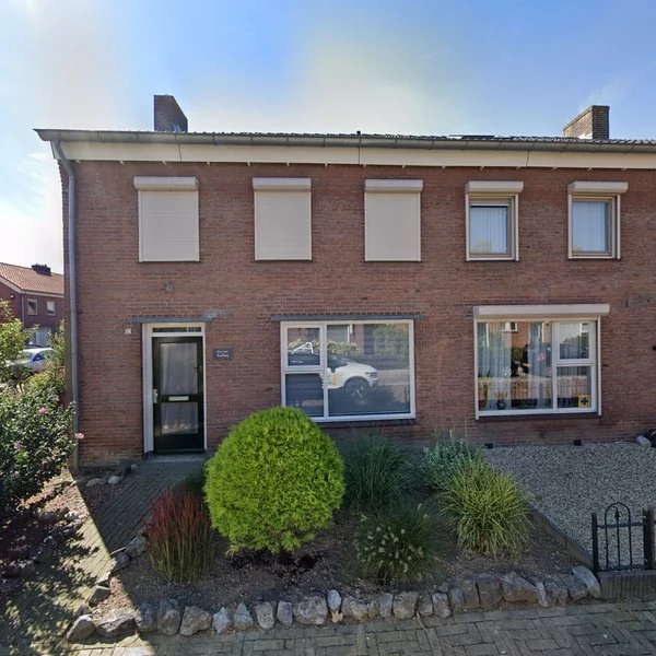 Straatbeeld van Oranjestraat 12, 6931DZ Westervoort