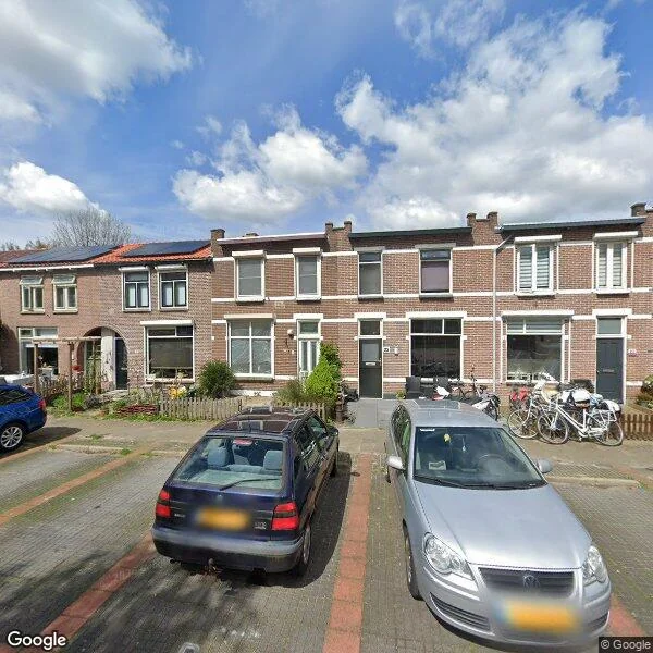 Straatbeeld van Oranjestraat 24, 2405BG Alphen aan den Rijn