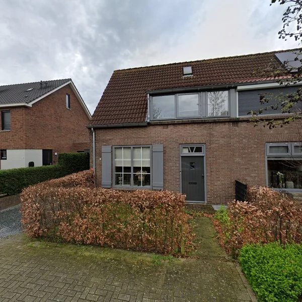 Straatbeeld van Oranjestraat 8, 4051BD Ochten
