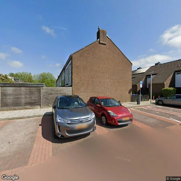 Straatbeeld van Ottersveen 317, 3205VD Spijkenisse