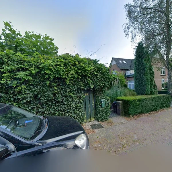 Straatbeeld van Oud Blaricummerweg 30, 1251GZ Laren