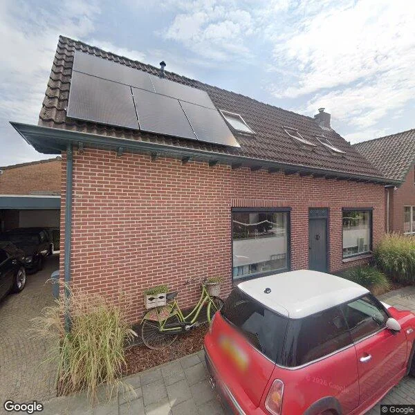 Straatbeeld van Oude Antwerpsepostbaan 9, 4741TH Hoeven