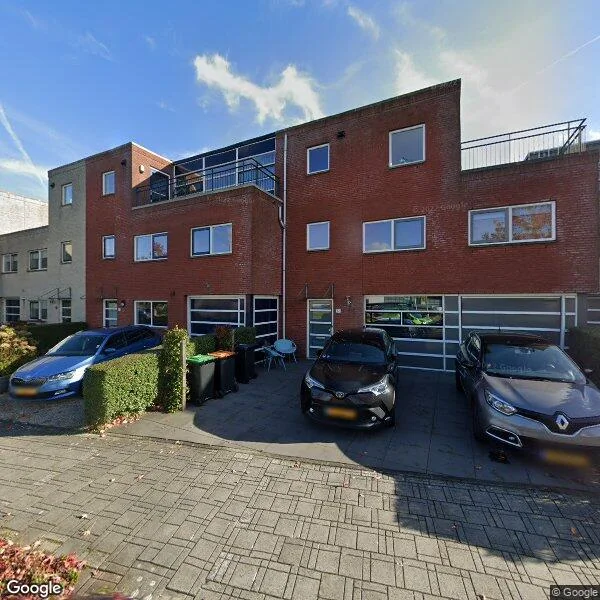 Straatbeeld van Oude Middenweg 38, 2491AB Den Haag