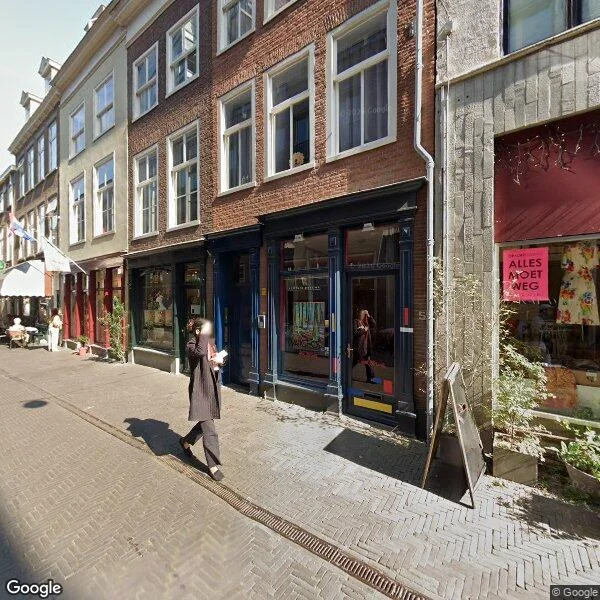 Straatbeeld van Oude Molstraat 5F, 2513BA Den Haag