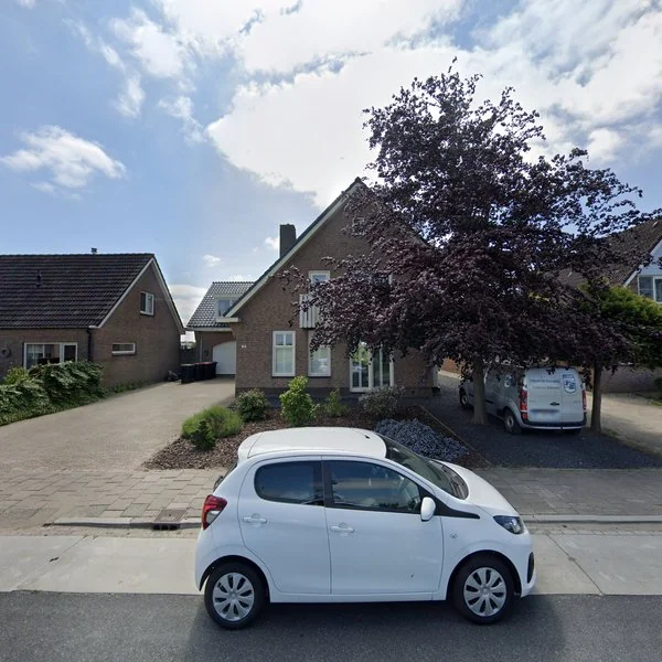 Straatbeeld van Oude Nieuwveenseweg 83, 2441CS Nieuwveen