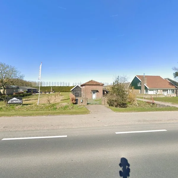 Straatbeeld van Oude Provincialeweg 11, 1731NG Winkel