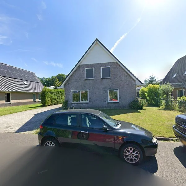 Straatbeeld van Oude Tramweg 10, 8435MA Donkerbroek