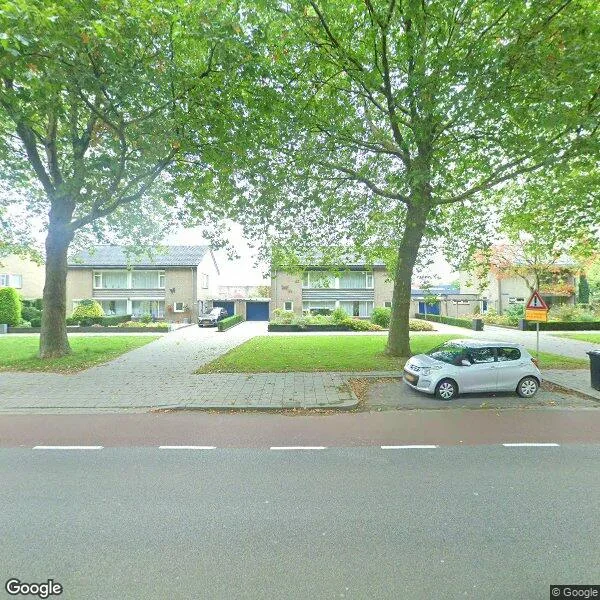 Straatbeeld van Oude Vlijmenseweg 172, 5223GS Den Bosch