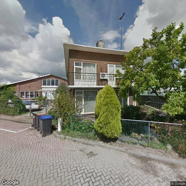 Straatbeeld van Oudemaasweg 7, 3336LJ Zwijndrecht