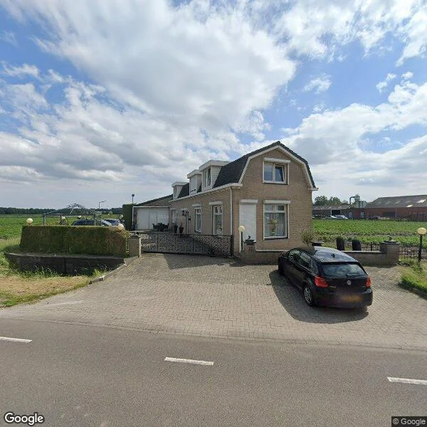 Straatbeeld van Oudenbosscheweg 2, 4751SH Oud Gastel