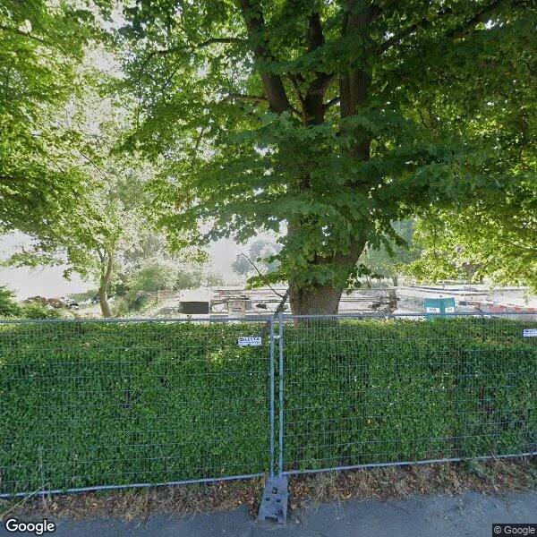 Straatbeeld van Ouderkerkerdijk 203, 1096CR Amsterdam