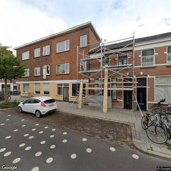 Straatbeeld van Oudwijkerdwarsstraat 77, 3581LB Utrecht
