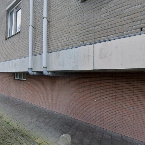 Straatbeeld van Ouvertureweg 213, 2402DV Alphen aan den Rijn