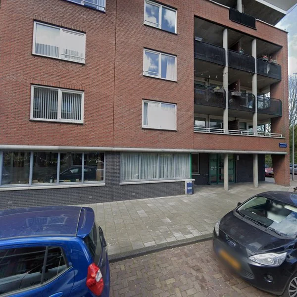 Straatbeeld van Overamstelstraat 103, 1091TM Amsterdam