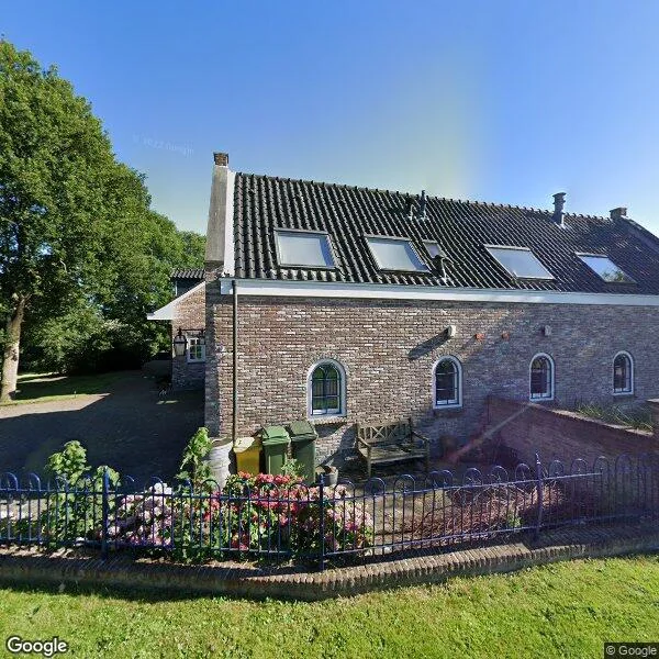 Straatbeeld van Overdiemerweg 12, 1111PN Diemen