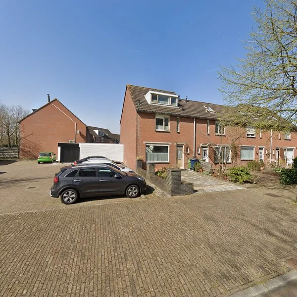 Straatbeeld van Overgouw 1, 1351KA Almere