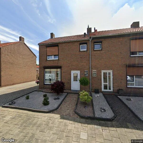 Straatbeeld van Overkwartierstraat 8, 6004HJ Weert