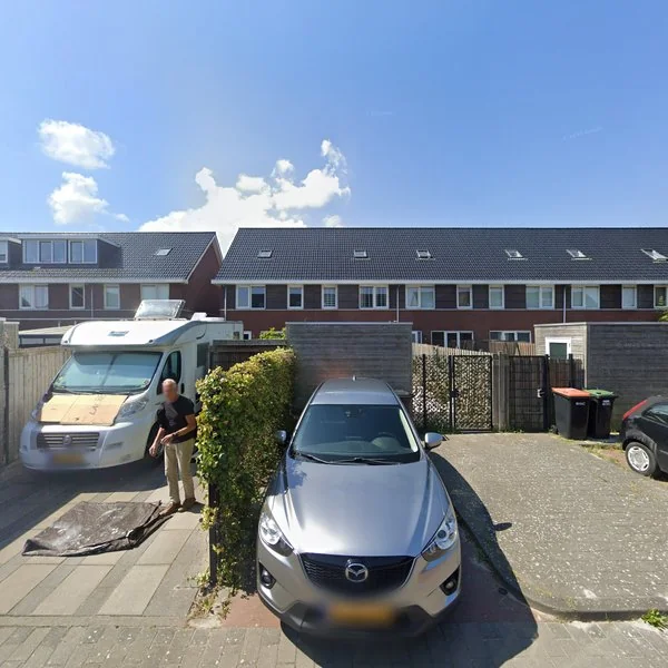 Straatbeeld van P. van der Meerschstraat 18, 1689XP Zwaag
