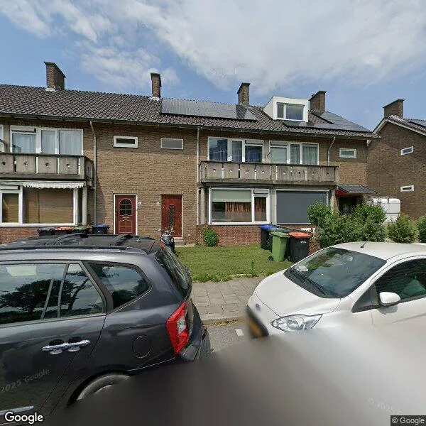 Straatbeeld van P. Zeemanstraat 19, 3331ER Zwijndrecht