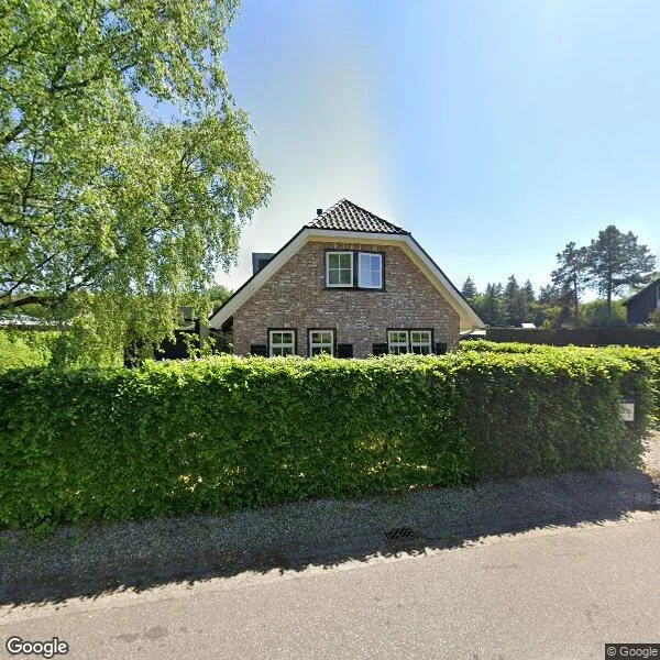Straatbeeld van Paalbergweg 10, 7351AG Hoenderloo