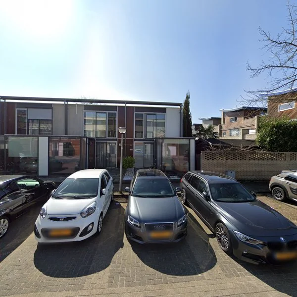 Straatbeeld van Paradijsselpark 193, 2904PA Capelle aan den IJssel